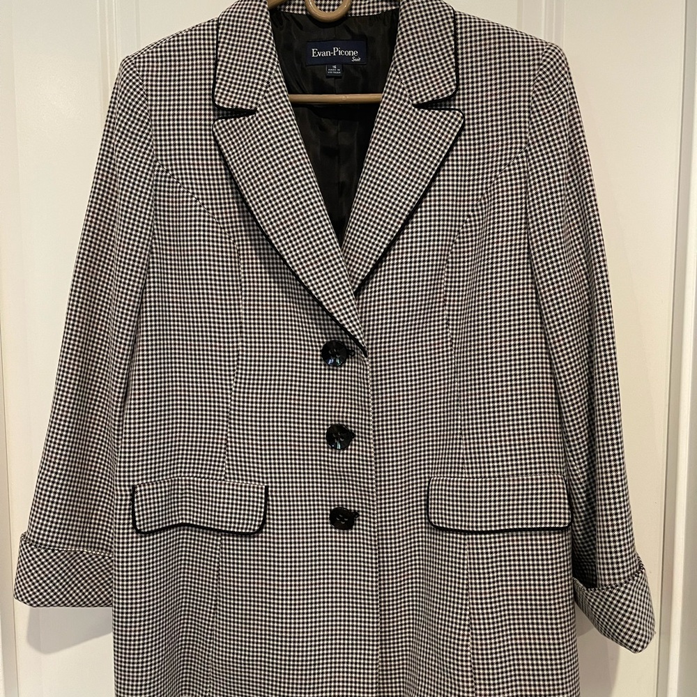 Evan Picone Black and White Houndstooth Blazer with Contrast Piping